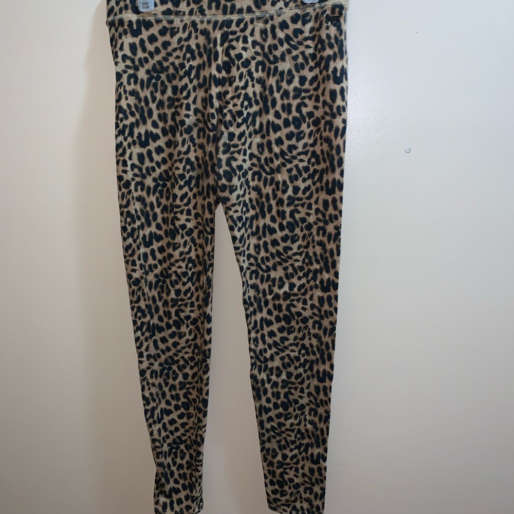 PINK Victoria's Secret Leopard Print Leggings- Used- Size SP